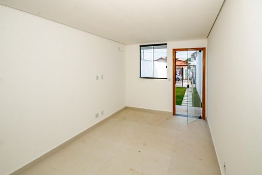 Sala de apartamento à venda com 2 quartos, 77m² em Copacabana, Belo Horizonte