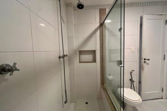 Apartamento para alugar com 2 quartos, 130m² em Jardim Botânico, Rio de Janeiro