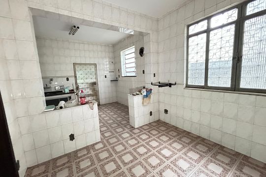 Cozinha de casa para alugar com 3 quartos, 660m² em Osvaldo Cruz, Rio de Janeiro