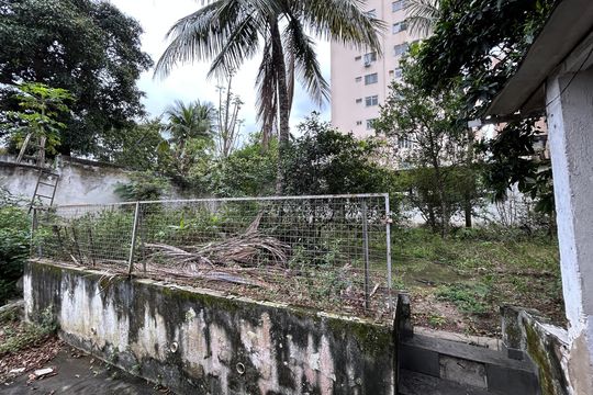 Quintal de casa para alugar com 3 quartos, 660m² em Osvaldo Cruz, Rio de Janeiro