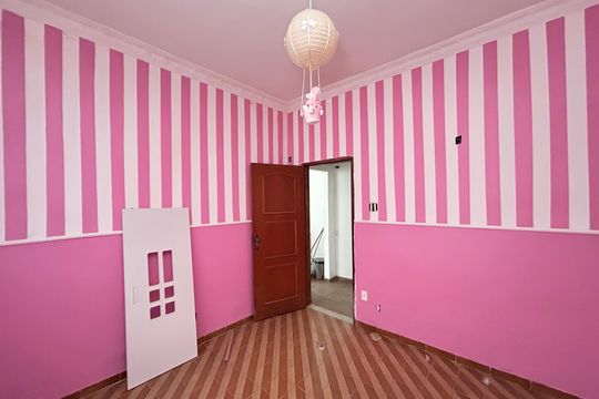 Quarto 3 de casa para alugar com 3 quartos, 660m² em Osvaldo Cruz, Rio de Janeiro