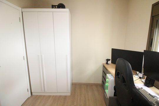 Quarto  de apartamento para alugar com 2 quartos, 55m² em Vila Industrial, São José dos Campos
