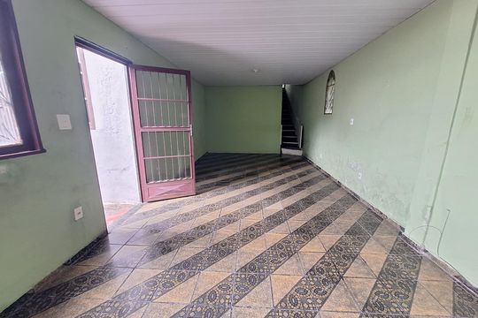 Casa para alugar com 3 quartos, 145m² em Jardim Primavera, Duque de Caxias