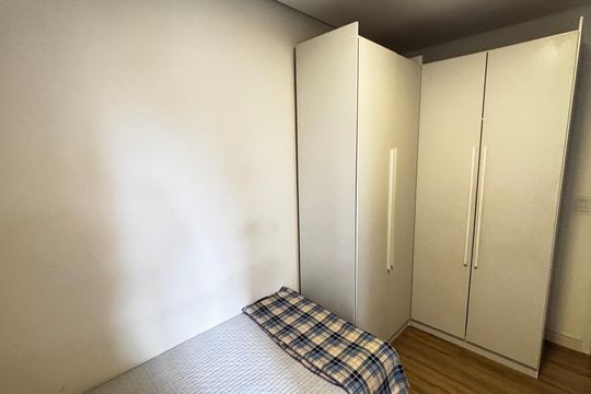Quarto de apartamento à venda com 2 quartos, 160m² em Vila Valparaíso, Santo André