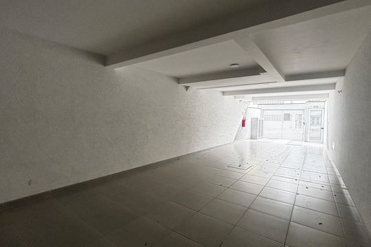 Garagem de apartamento à venda com 2 quartos, 160m² em Vila Valparaíso, Santo André