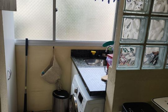 Área de serviço de apartamento à venda com 2 quartos, 90m² em Tristeza, Porto Alegre