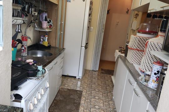 Cozinha de apartamento à venda com 2 quartos, 90m² em Tristeza, Porto Alegre