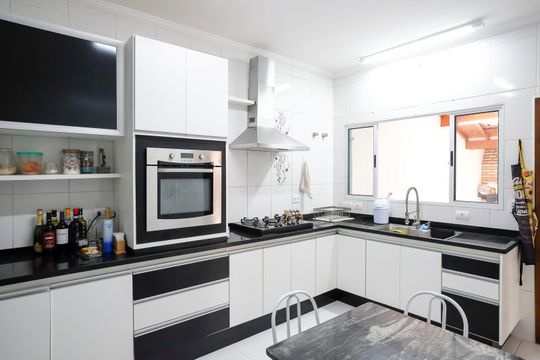 Cozinha de casa à venda com 3 quartos, 215m² em Santa Maria, São Caetano do Sul