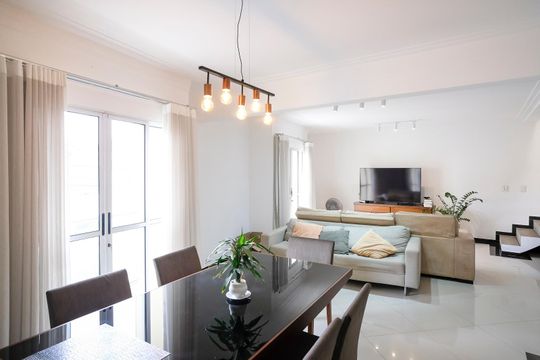 Sala de casa à venda com 3 quartos, 215m² em Santa Maria, São Caetano do Sul