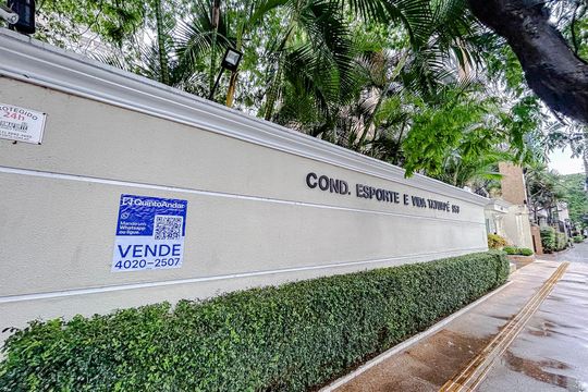 Fachada com Plaquinha de apartamento para alugar com 3 quartos, 72m² em Vila Gomes Cardim, São Paulo