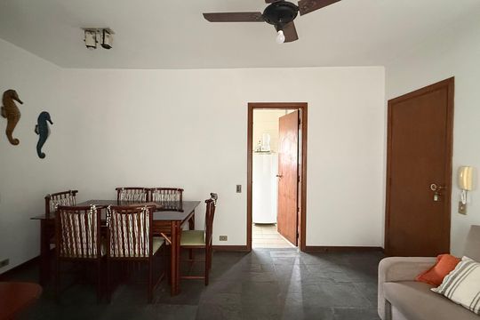 Sala de apartamento para alugar com 2 quartos, 62m² em Parque Enseada, Guarujá