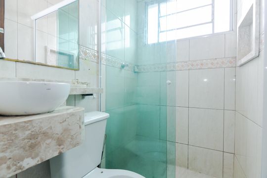 Banheiro de apartamento para alugar com 2 quartos, 50m² em Vila Izabel, Guarulhos