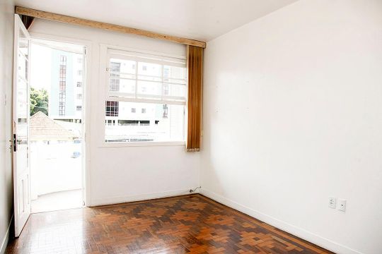 Apartamento à venda com 3 quartos, 73m² em Menino Deus, Porto Alegre