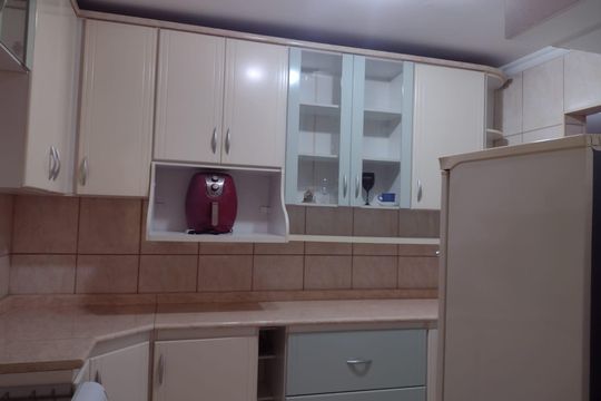 Cozinha de apartamento para alugar com 2 quartos, 65m² em Cidade Satelite Santa Barbara, São Paulo