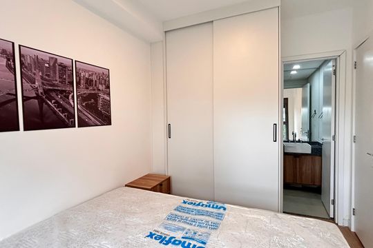 Suíte de apartamento para alugar com 1 quarto, 33m² em Indianópolis, São Paulo