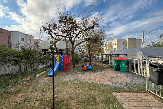Playground de apartamento para alugar com 2 quartos, 43m² em Trevo, Belo Horizonte