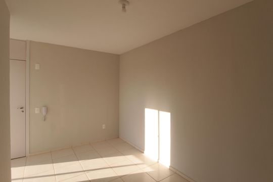 Sala de apartamento para alugar com 2 quartos, 43m² em Trevo, Belo Horizonte
