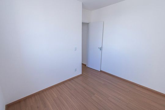 Quarto de apartamento para alugar com 2 quartos, 45m² em São Damião, Belo Horizonte