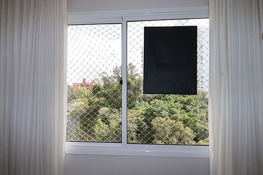 Janela da Sala de apartamento para alugar com 3 quartos, 68m² em Jardim Carvalho, Porto Alegre