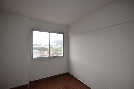 Quarto 1 de apartamento para alugar com 2 quartos, 48m² em Madureira, Rio de Janeiro