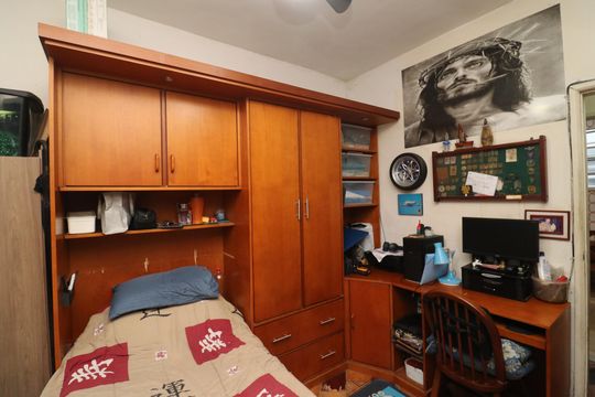 Quarto 1 de apartamento à venda com 3 quartos, 74m² em Tauá, Rio de Janeiro