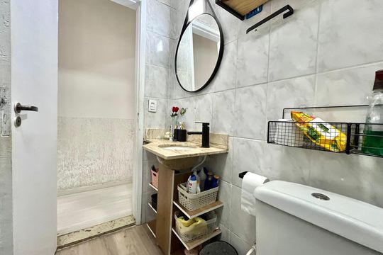 Banheiro de casa de condomínio à venda com 2 quartos, 60m² em Vila Santa Catarina, São Paulo