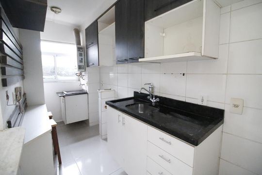 Cozinha de apartamento à venda com 2 quartos, 47m² em Jacarepaguá, Rio de Janeiro