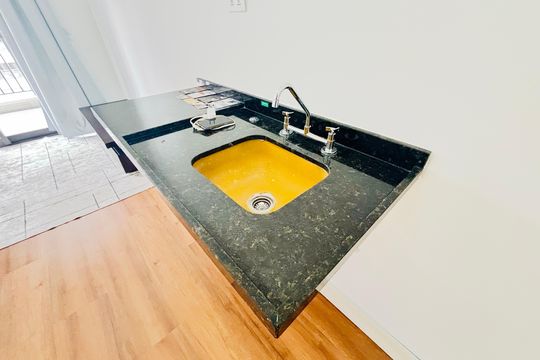 Cozinha de apartamento para alugar com 1 quarto, 34m² em Vila Guilhermina, São Paulo