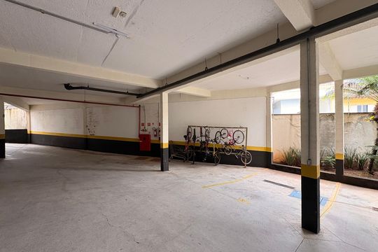 Garagem de apartamento à venda com 3 quartos, 91m² em Parque Sao Vicente, Santo André
