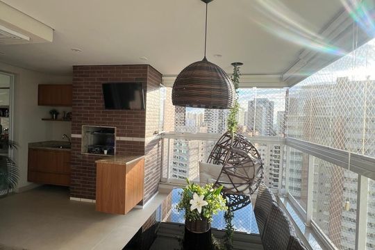 Varanda de apartamento à venda com 4 quartos, 142m² em Vila Morumbi, São Paulo