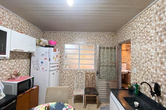 Cozinha de casa à venda com 0 quarto, 294m² em Vila Osasco, Osasco