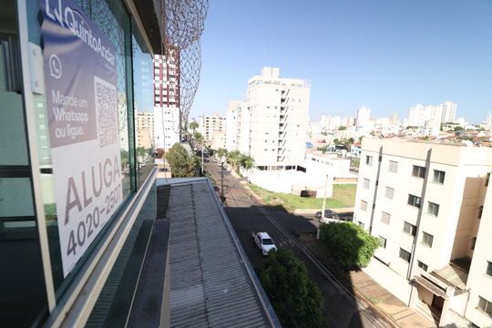 Plaquinha de apartamento para alugar com 3 quartos, 90m² em Santa Maria, Uberlândia