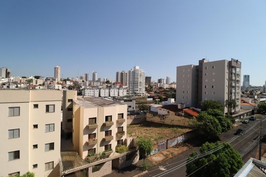 Vista de apartamento para alugar com 3 quartos, 90m² em Santa Maria, Uberlândia
