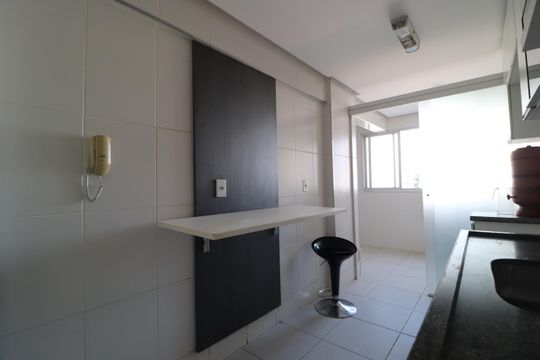 Cozinha de apartamento para alugar com 3 quartos, 90m² em Santa Maria, Uberlândia