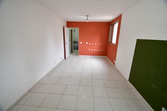 Sala/Quarto de kitnet/studio para alugar com 1 quarto, 45m² em Centro, Campinas
