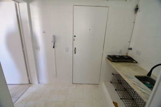 Cozinha de kitnet/studio para alugar com 1 quarto, 45m² em Centro, Campinas