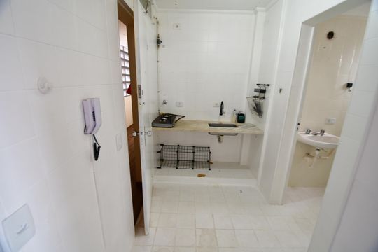Cozinha de kitnet/studio para alugar com 1 quarto, 45m² em Centro, Campinas