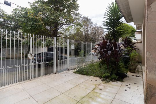 Jardim  de casa para alugar com 3 quartos, 230m² em Cursino, São Paulo