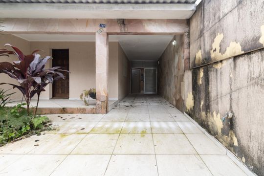 Garagem  de casa para alugar com 3 quartos, 230m² em Cursino, São Paulo