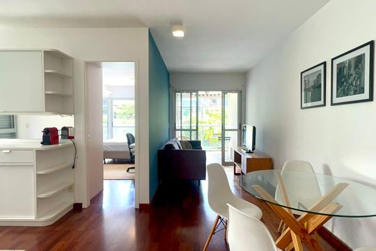Sala de apartamento para alugar com 1 quarto, 62m² em Vila Madalena, São Paulo