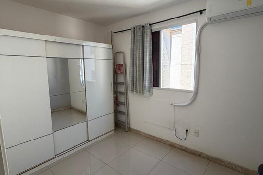 Quarto de apartamento à venda com 2 quartos, 44m² em Bonsucesso, Rio de Janeiro