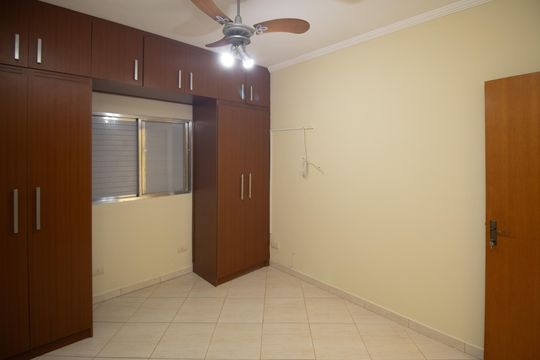 Quarto 1 de apartamento para alugar com 2 quartos, 90m² em Jardim Leonor Mendes de Barros, São Paulo