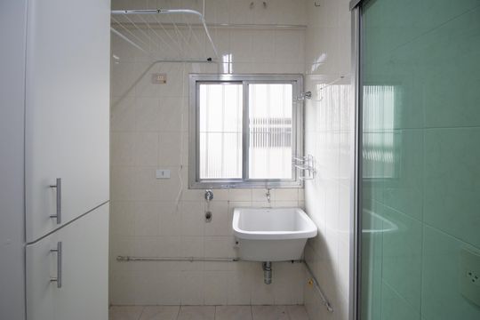 Área de Serviço de apartamento para alugar com 2 quartos, 90m² em Jardim Leonor Mendes de Barros, São Paulo