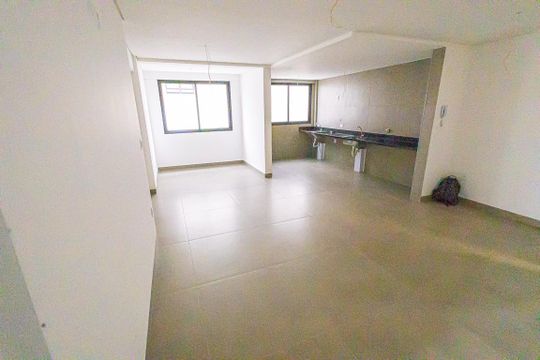 Sala de apartamento à venda com 3 quartos, 80m² em Cidade Nova, Belo Horizonte