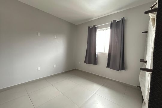 Quarto 1 de apartamento para alugar com 2 quartos, 65m² em Campeche Central, Florianópolis