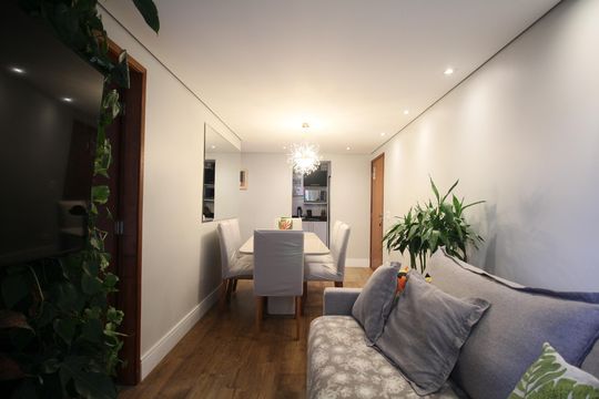Sala de apartamento à venda com 2 quartos, 55m² em Jardim Umarizal, São Paulo