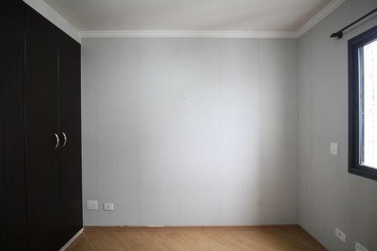 Apartamento para alugar com 2 quartos, 68m² em Jardim Henriqueta, Taboão da Serra