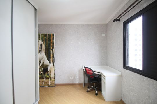 Apartamento para alugar com 2 quartos, 68m² em Jardim Henriqueta, Taboão da Serra