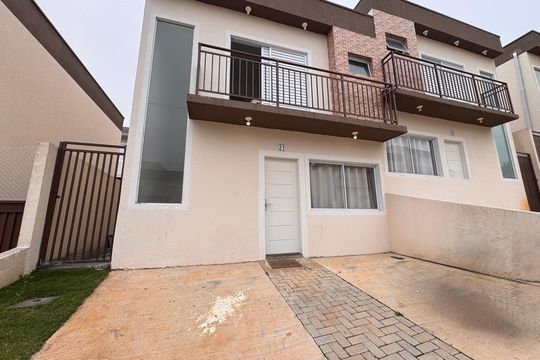 Fachada de casa de condomínio para alugar com 3 quartos, 77m² em Chácara Ondas Verdes, Cotia
