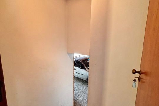 Garagem de casa de condomínio à venda com 4 quartos, 650m² em Morada dos Pássaros, Barueri